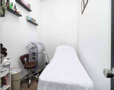 24 - 90 Winges Rd Pine Valley Business Park, Vaughan is zoned as Commercial with total area of 1695.00 sqft
