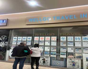 
376-378 Spadina Ave Kensington-Chinatown, Toronto is zoned as commercial mix with total area of 4800.00 sqft