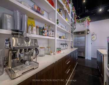 
1680 Midland Ave Dorset Park is zoned as E 0.7 (x192) with total area of 2,869 sqft