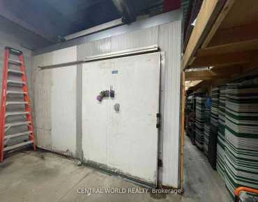 16 - 290 Yorktech Dr Buttonville, Markham is zoned as Commercial/Retai with total area of 1427.00 sqft