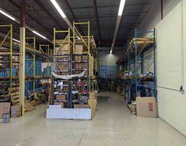 14-15 - 100 West Beaver Creek Rd Beaver Creek Business Park, 列治文山商业用地规划为M-1并占地5859.00平方尺
