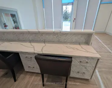 123 & - 8763 Bayview Ave Doncrest, 列治文山商业用地规划为Commercial并占地950.00平方尺
