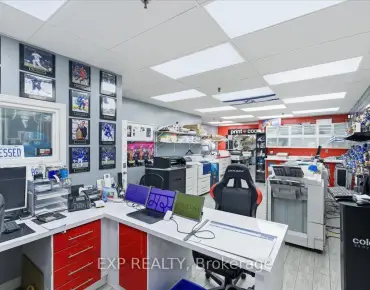 14 - 470 North Rivermede Rd Concord, 旺市商业用地规划为M1并占地1290.00平方尺
