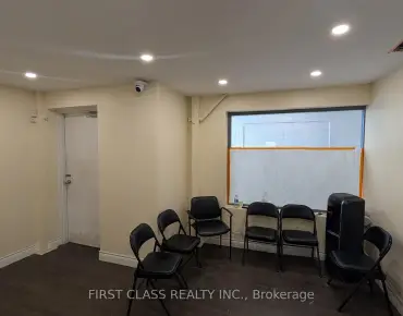 
2539 Eglinton Ave W Keelesdale-Eglinton West商业用地规划为餐饮物业占地1,000平方尺