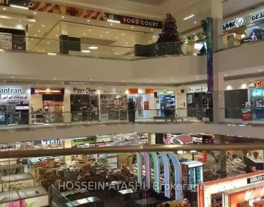 Yonge Stre Thornhill商业用地规划为商业零售物业占地374平方尺