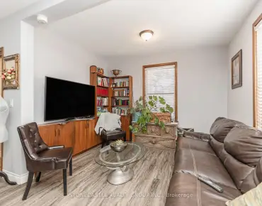 417 - 996 Martin Grove Rd West Humber-Clairville, Toronto is zoned as E01.5 with total area of 816.00 sqft