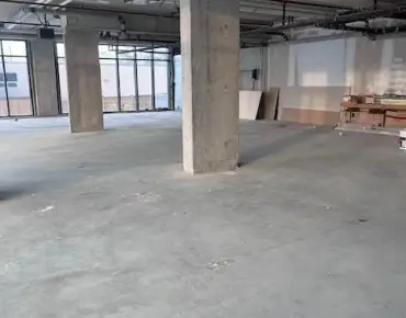 
13-14 - 582 Rivermede Rd Concord, 旺市商业用地规划为EM2物业占地4453.00平方尺