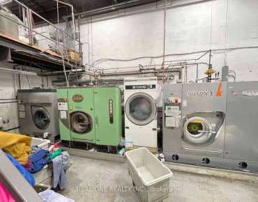 
Broadview Aven North Riverdale is zoned as Commercial with total area of 0 sqft