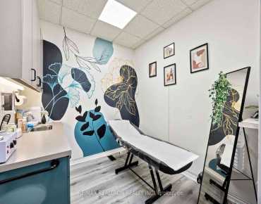 
7163 Yonge St Grandview is zoned as Commercial with total area of 390 sqft