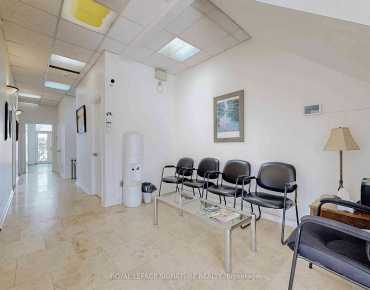 
203 - 222 Finch Ave W Newtonbrook West, 多伦多商业用地规划为Professional Off物业占地707.00平方尺