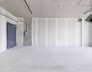 
77 Berkeley St Moss Park商业用地规划为Mixed used Resid物业占地2,700平方尺