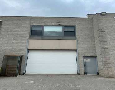 29 - 300 New Toronto St New Toronto, 多伦多商业用地规划为E 1.0*54并占地1722.00平方尺
