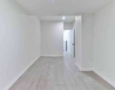 
384 Yonge St Bay Street Corridor商业用地规划为商业地产物业占地475平方尺