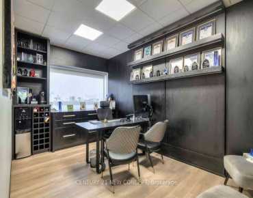 
384 Yonge St Bay Street Corridor商业用地规划为商业地产物业占地475平方尺