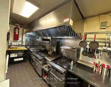 
1680 Midland Ave Dorset Park is zoned as E 0.7 (x192) with total area of 2,869 sqft