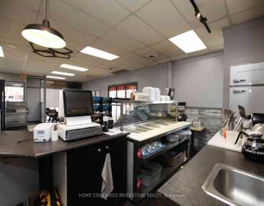 4069 Chesswood Dr York University Heights, 多伦多商业用地规划为Commercial并占地1500.00平方尺
