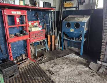 3 - 70 Lepage Crt York University Heights, 多伦多商业用地规划为Commercial并占地平方尺
