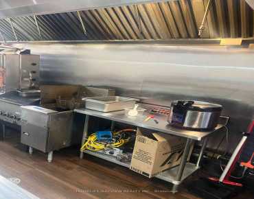 8A - 2558 Finch Ave W Humber Summit, 多伦多商业用地规划为commercial并占地1000.00平方尺
