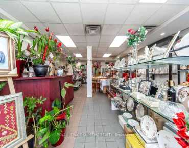 274 - 7181 Yonge St Thornhill, Markham is zoned as Commercial/Retai with total area of 293.00 sqft