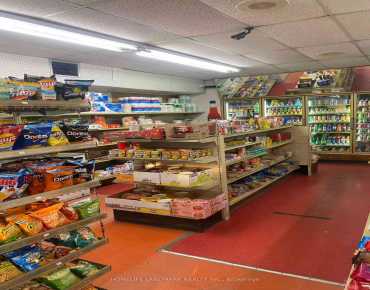 
280-422 Consumers Rd Henry Farm is zoned as Industrial with total area of 3,652 sqft