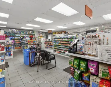 2318 Lake Shore Blvd W Mimico, 多伦多商业用地规划为CR3(c3;r2.2*869)并占地11939.00平方尺
