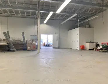 4100 Chesswood Dr York University Heights, 多伦多商业用地规划为EH 1.0 (X45)并占地38782.00平方尺
