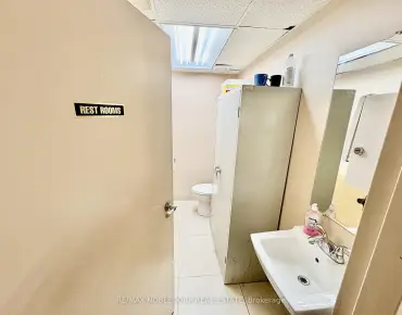 4105 STEELES Ave W Black Creek, 多伦多商业用地规划为MC并占地1500.00平方尺
