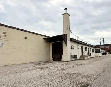 Yonge St South Richvale is zoned as Commercial with total area of 1,233 sqft