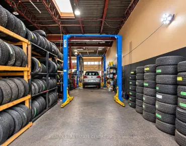 1000 Weston Rd Mount Dennis, Toronto is zoned as Commercial with total area of 7000.00 sqft