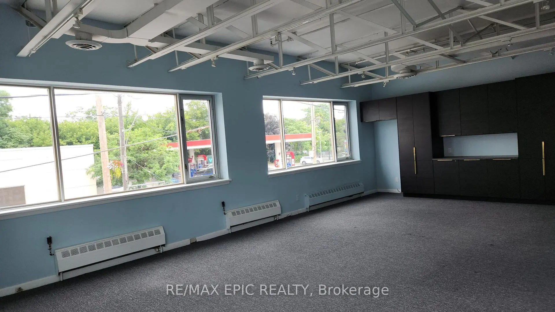 Commercial for lease
