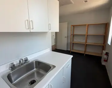 
1055 Yonge St 多伦多租赁出租