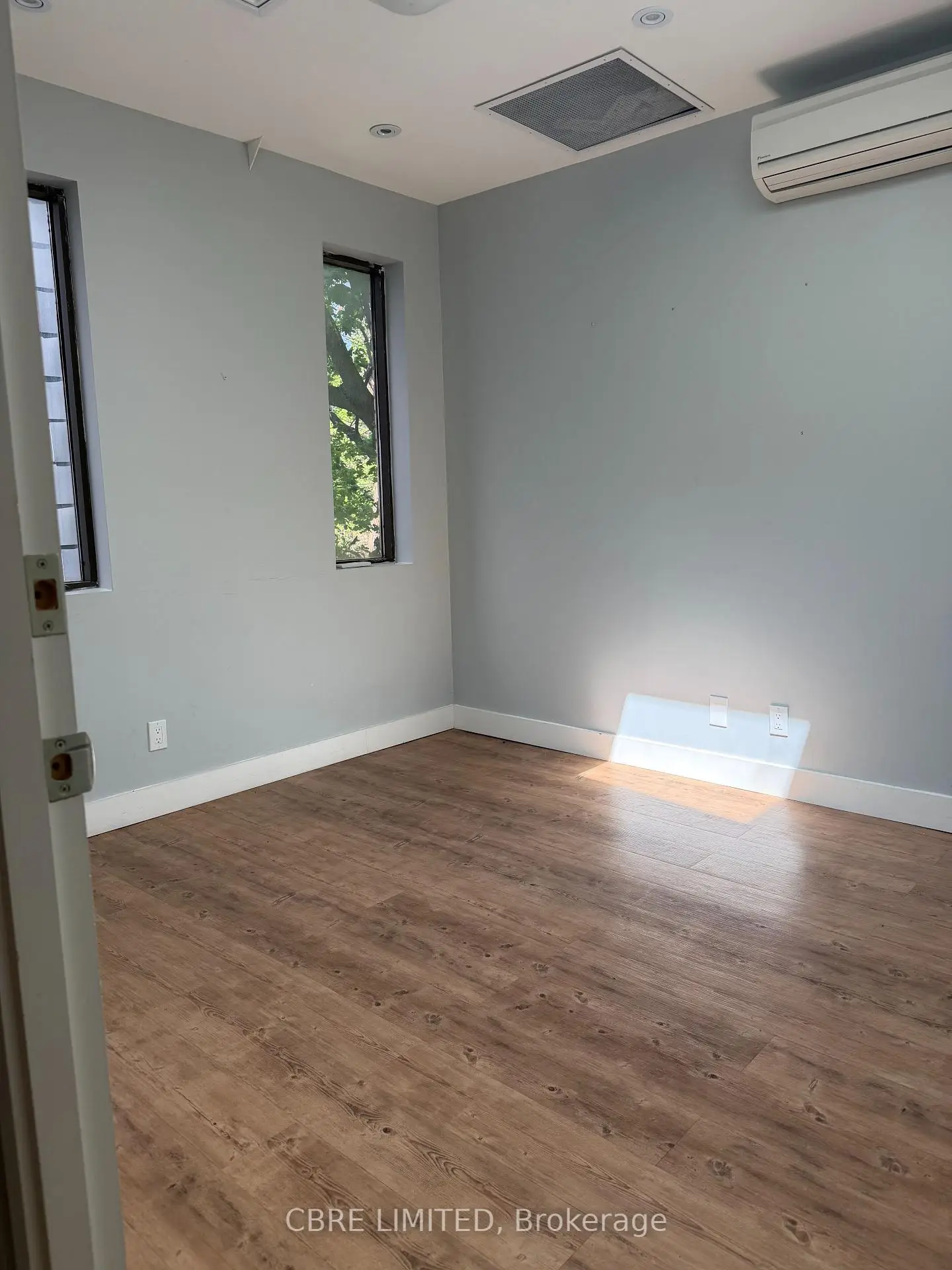 Commercial for lease