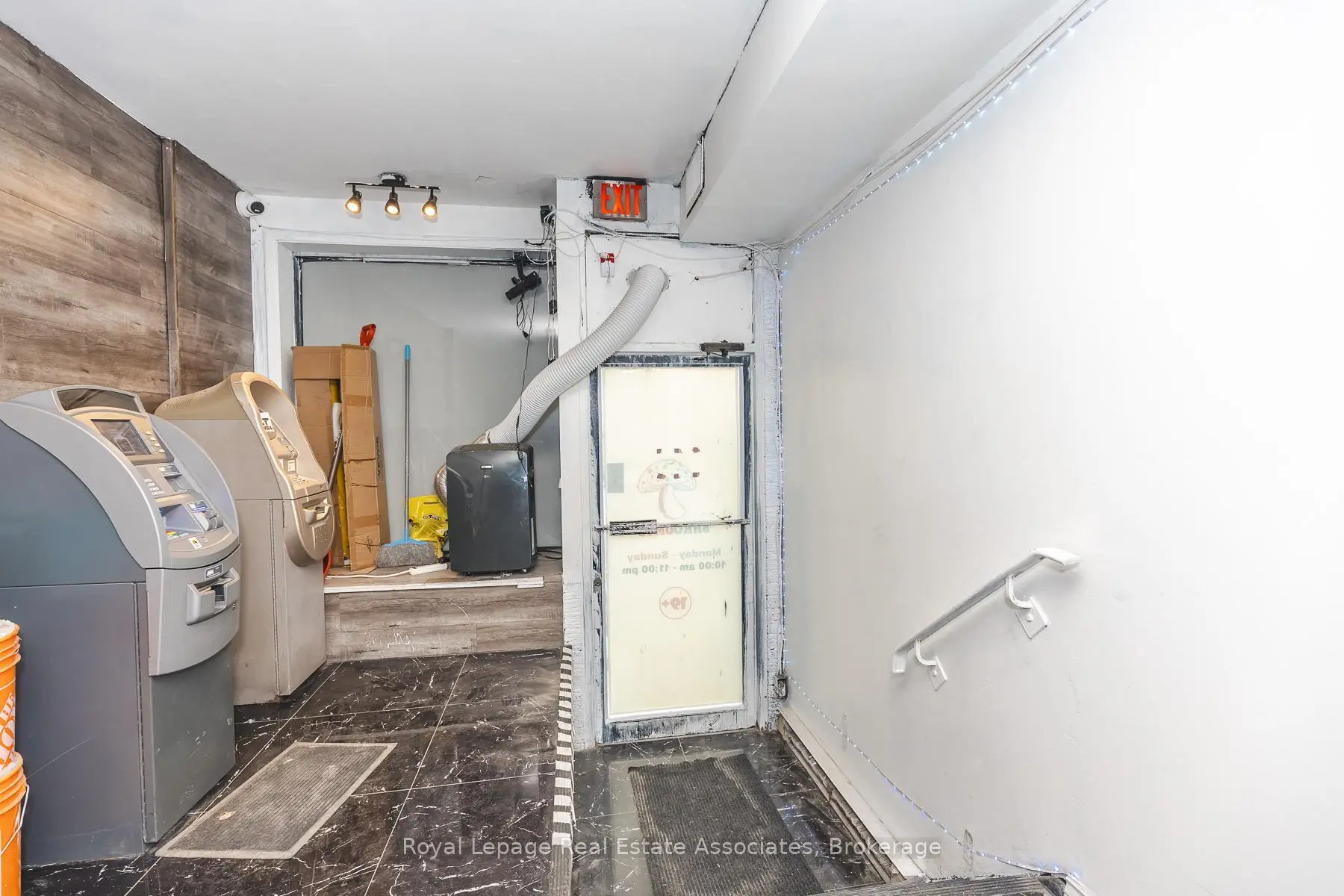 Commercial for lease