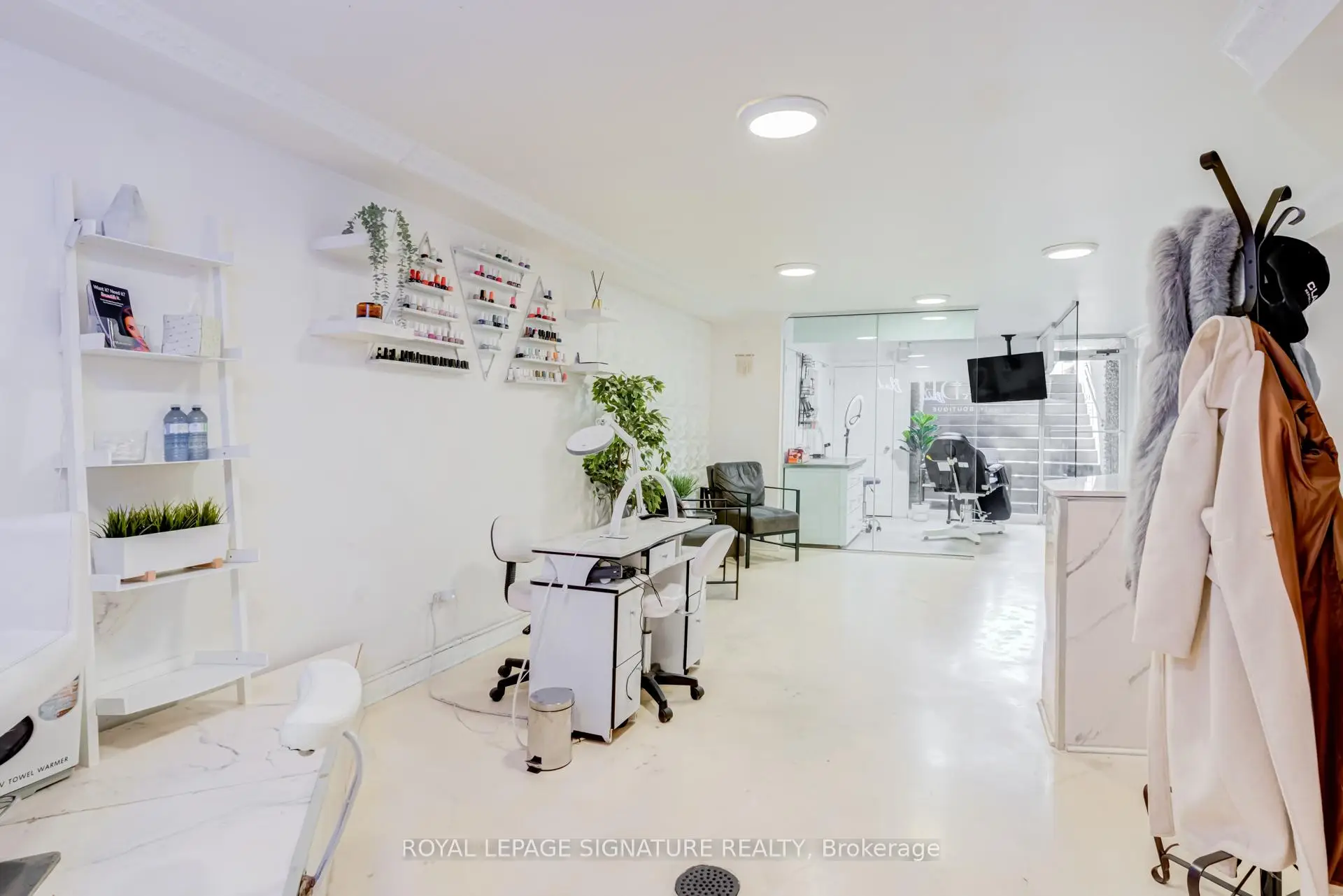 Commercial for lease