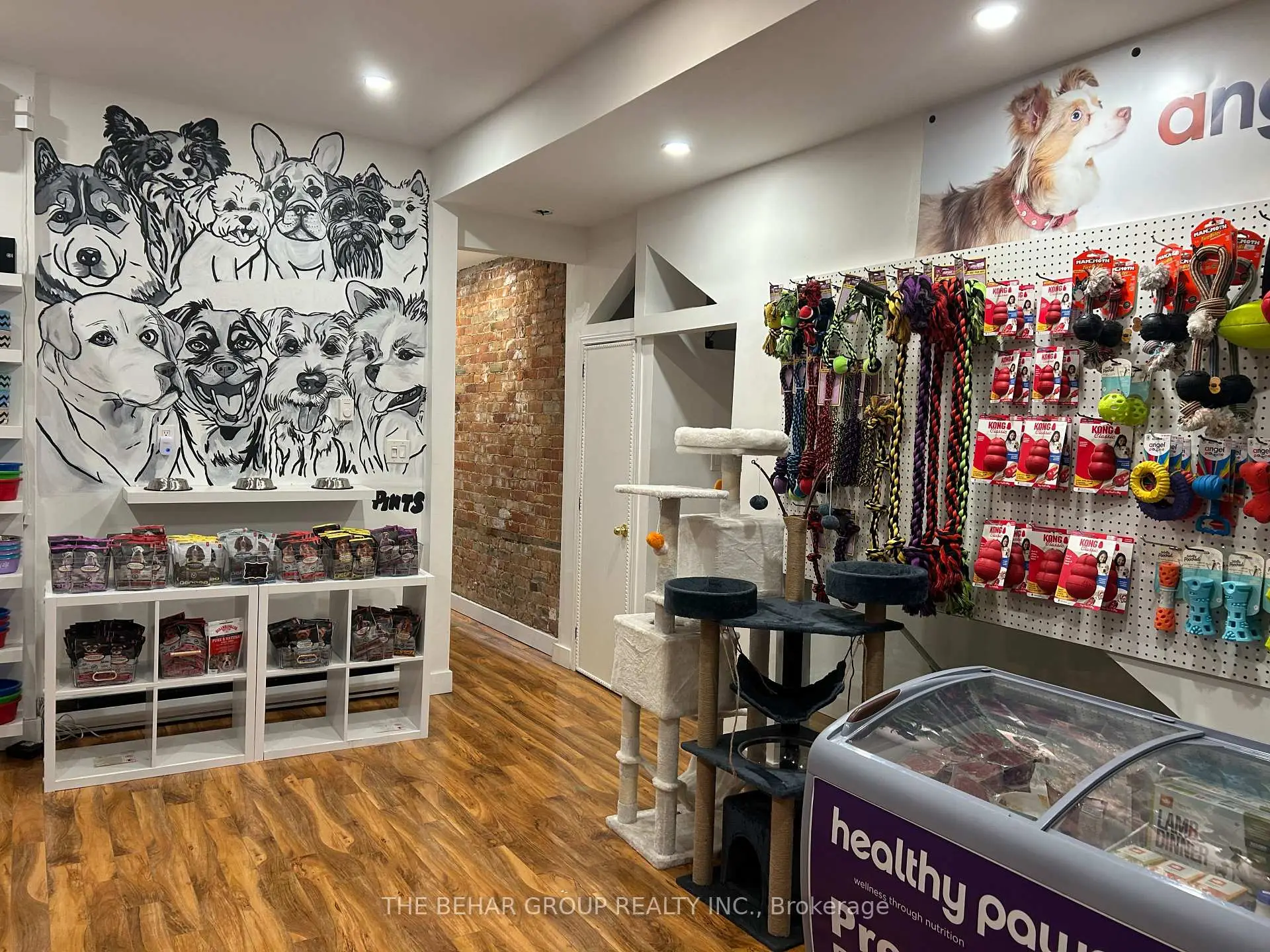 Commercial for lease