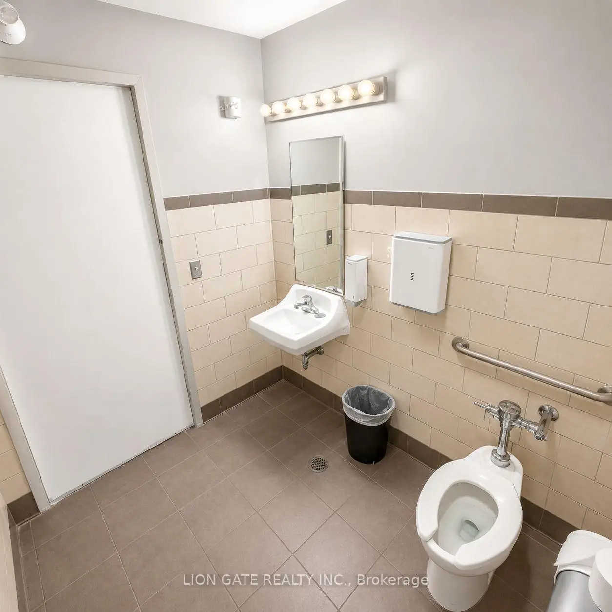 Commercial for lease