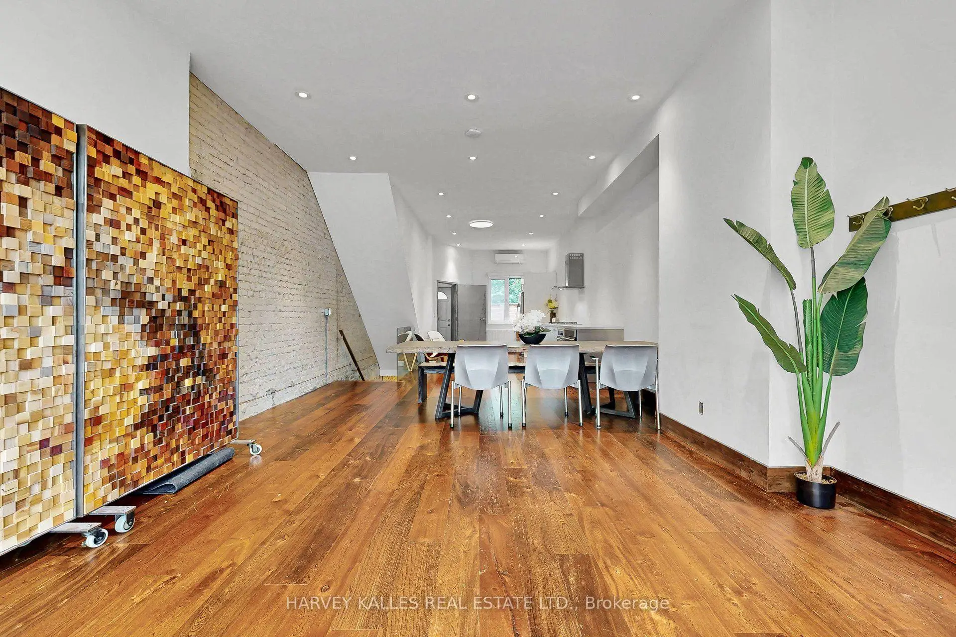 Commercial for lease