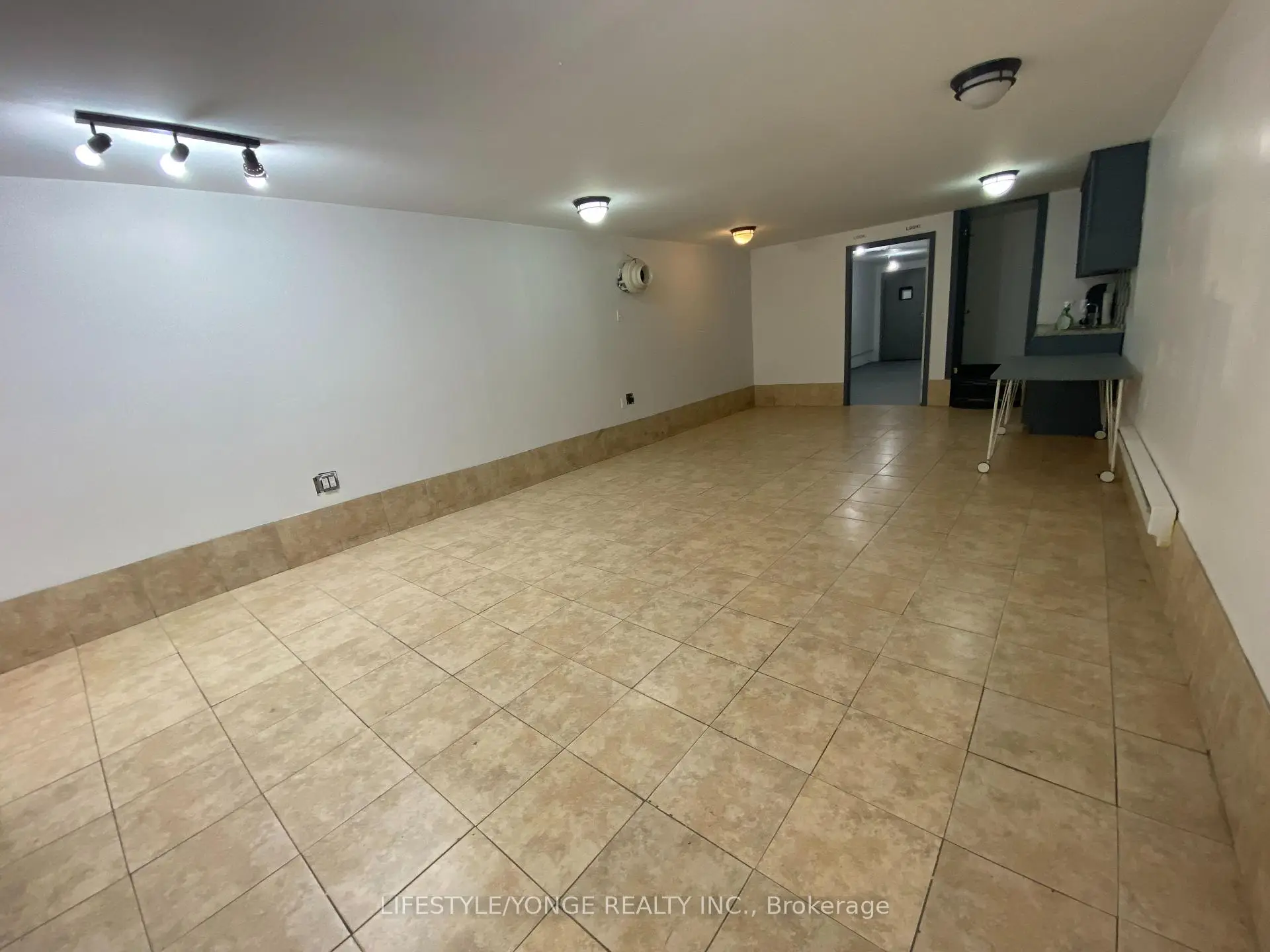 Commercial for lease