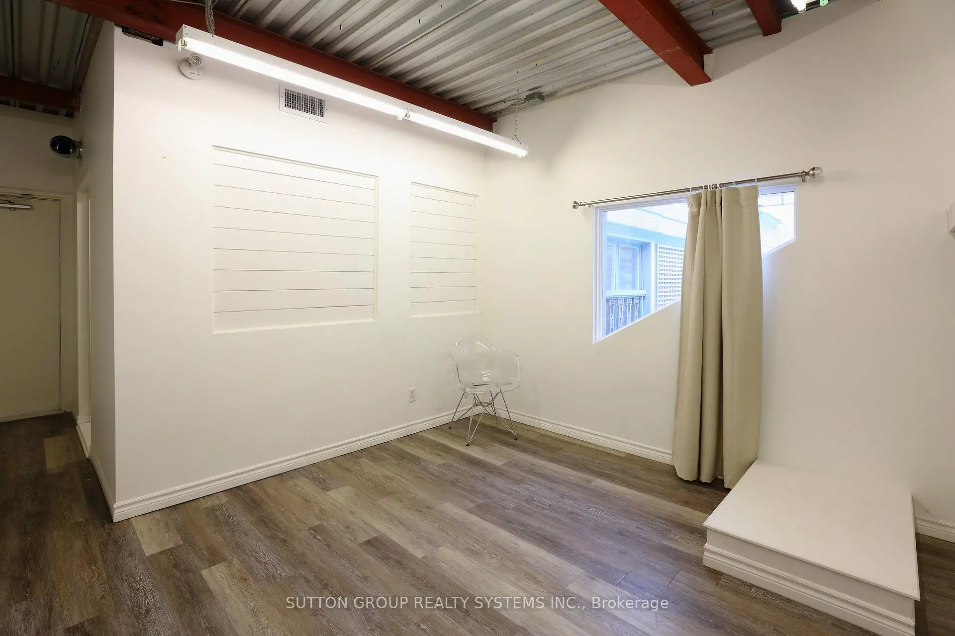 Commercial for lease