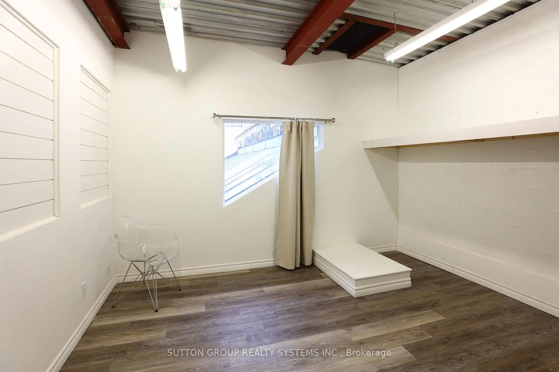 Commercial for lease