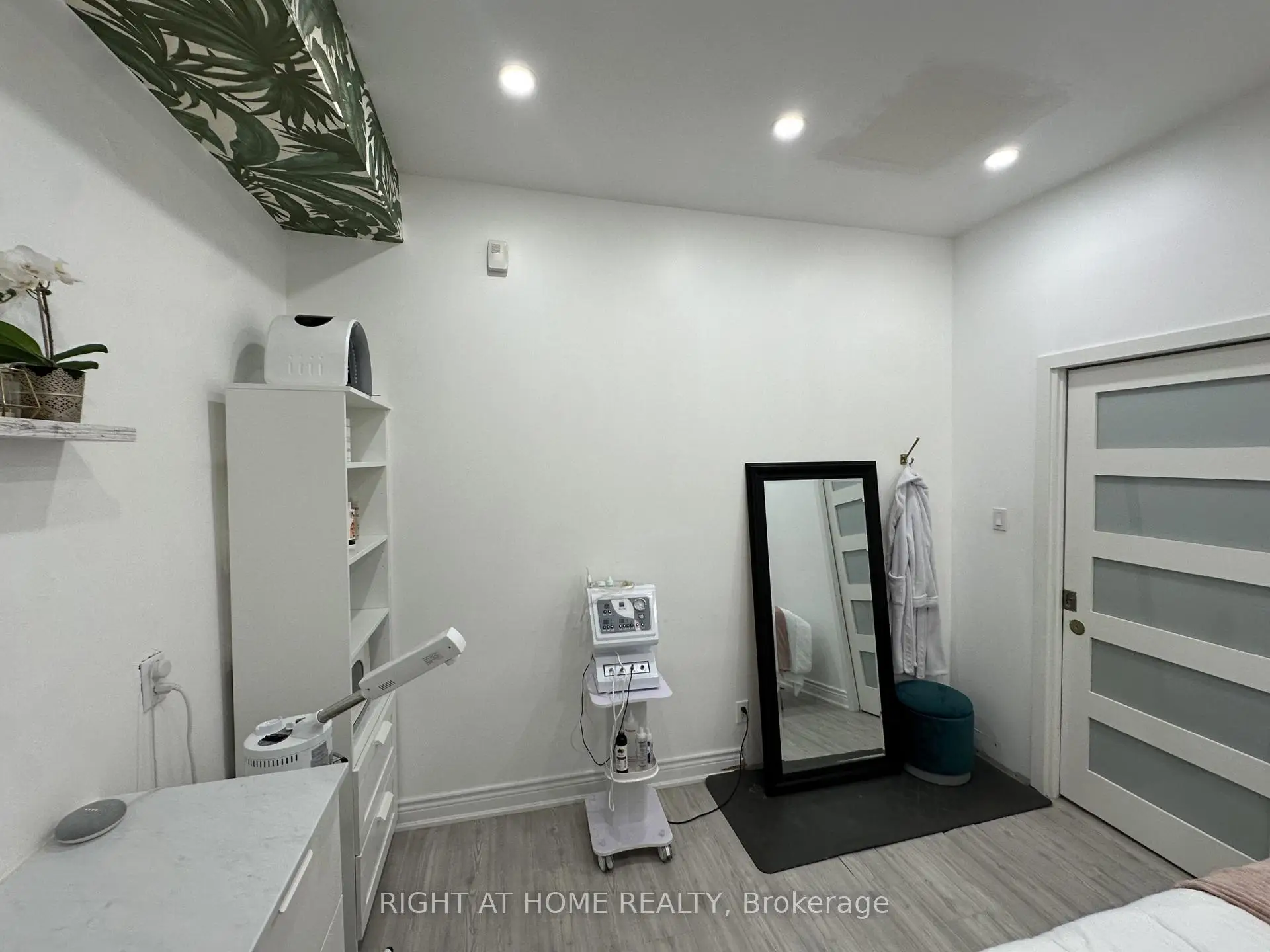 Commercial for lease