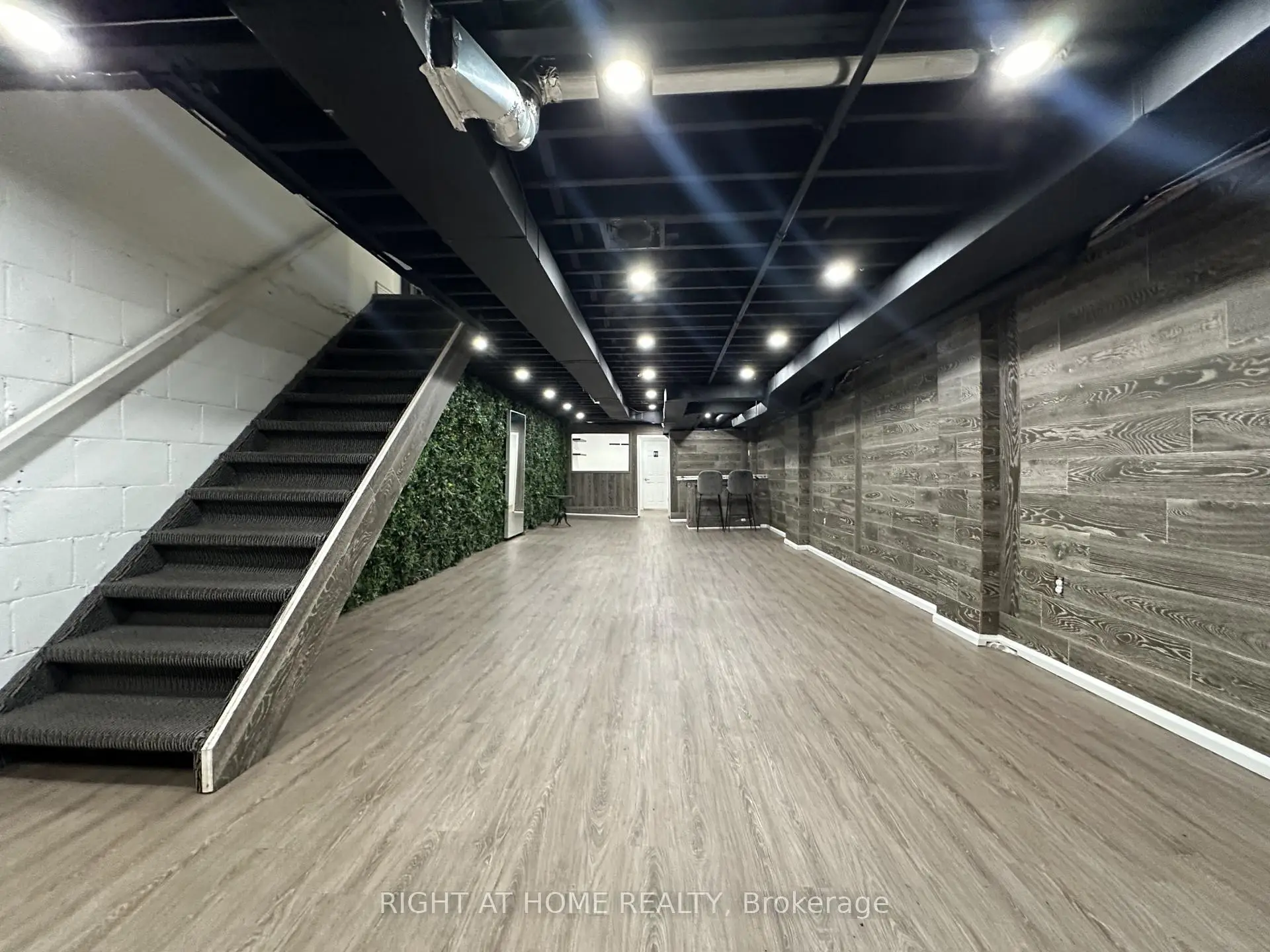 Commercial for lease