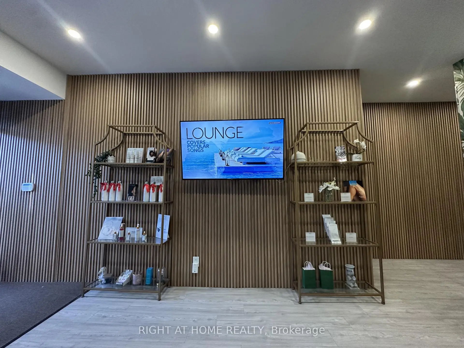 Commercial for lease