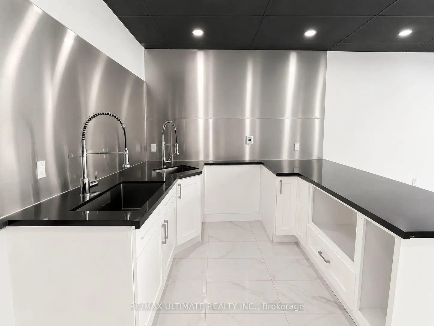 Commercial for lease