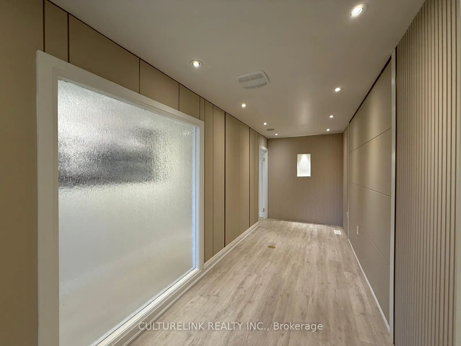 Commercial for lease