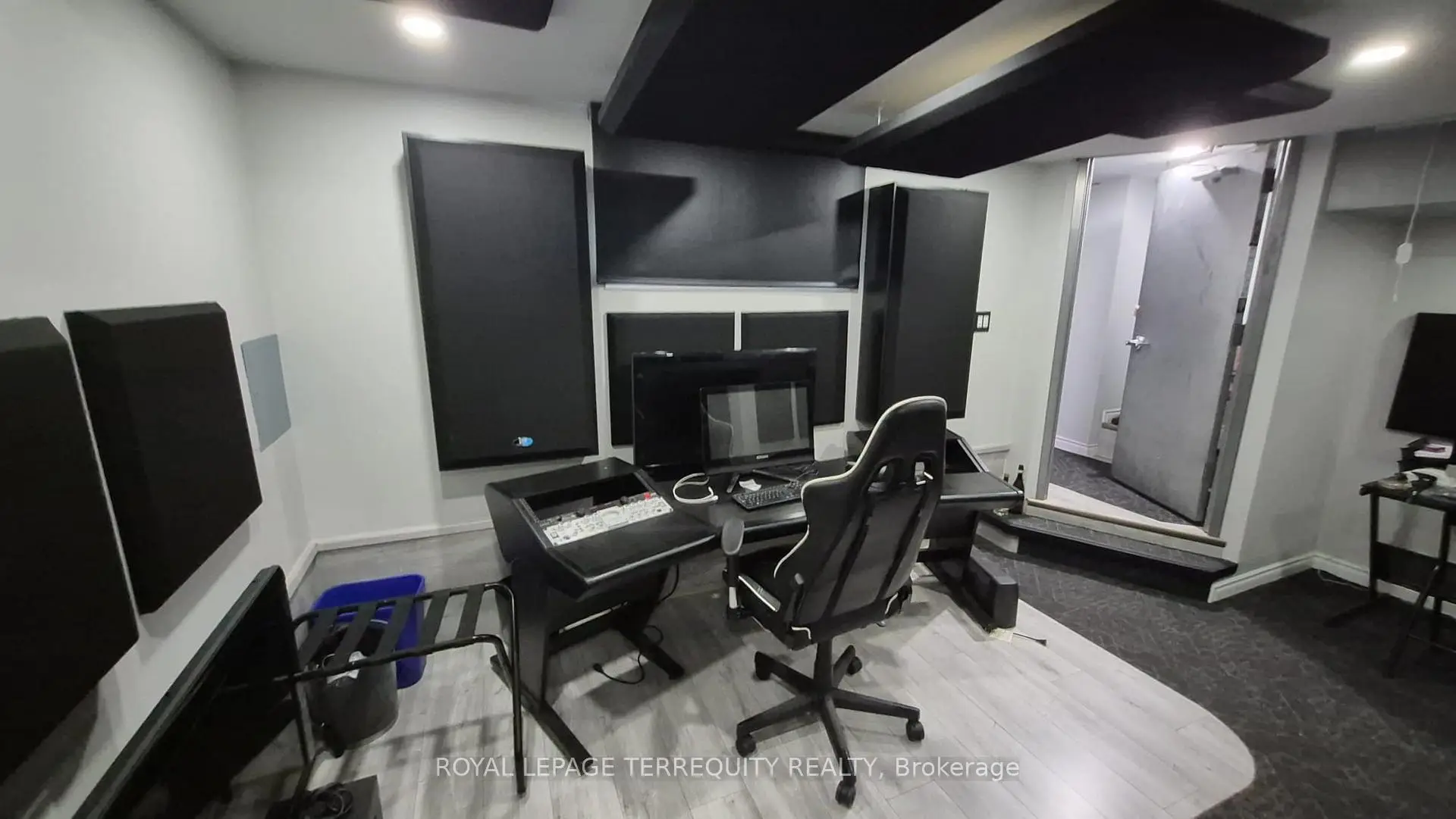 Commercial for lease