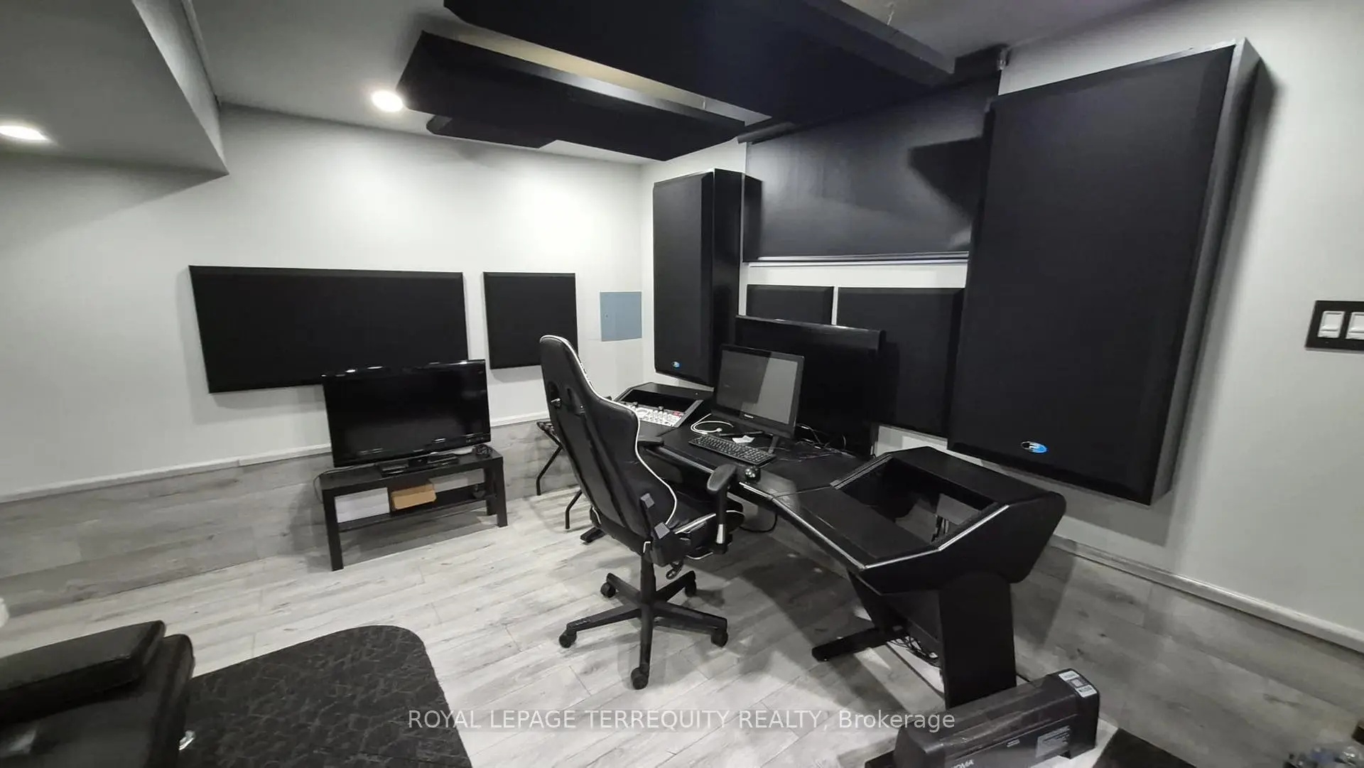 Commercial for lease
