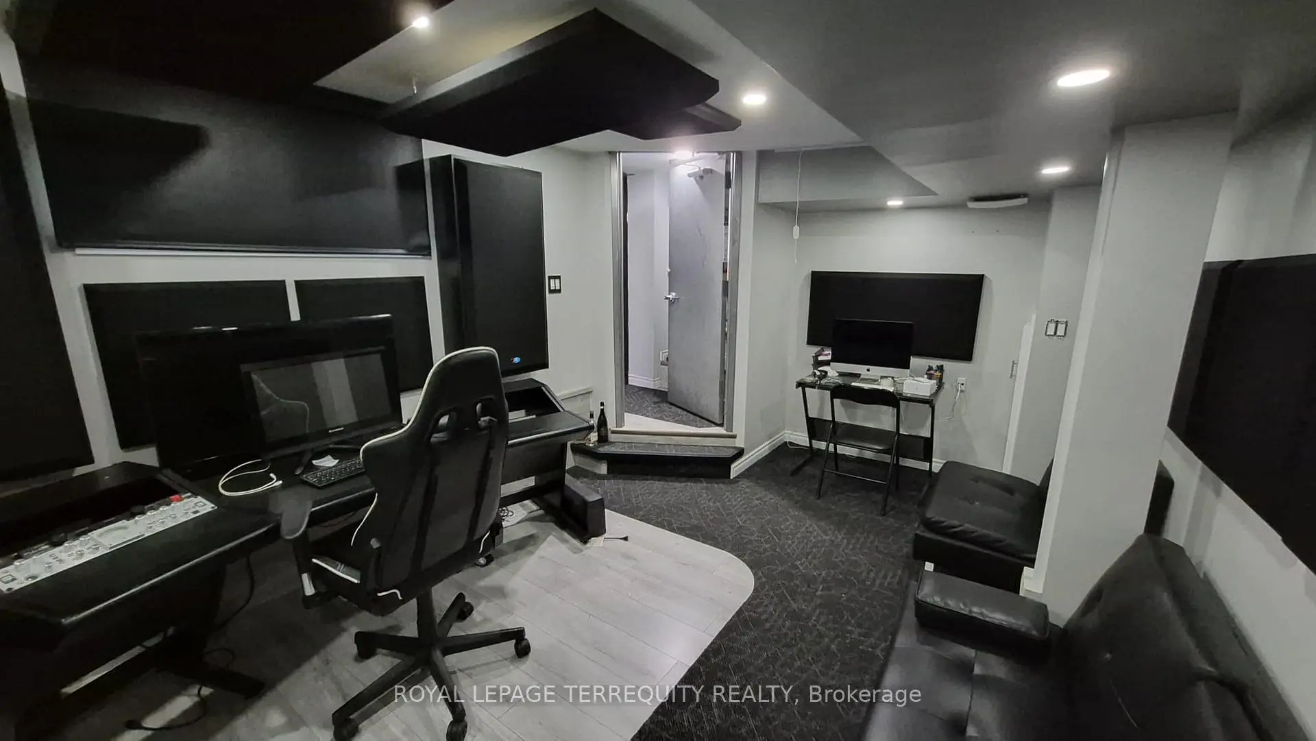 Commercial for lease