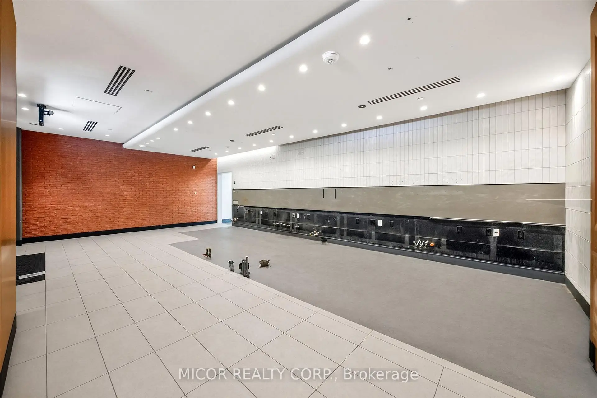 Commercial for lease