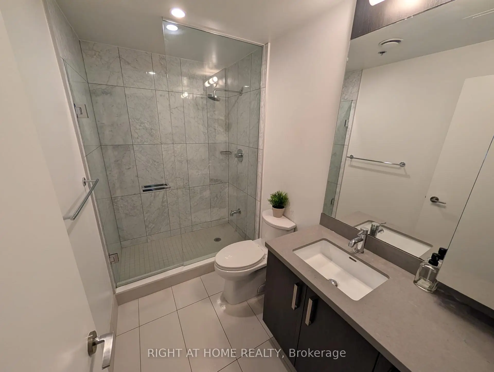 Commercial for lease